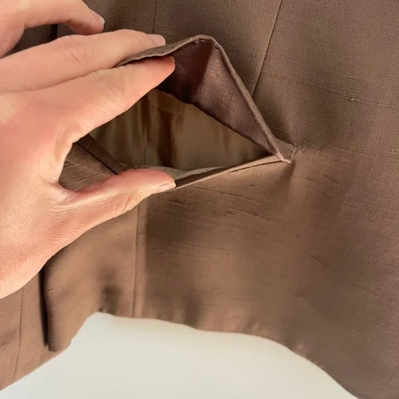 Vintage Aquascutum London Gold and Brown Blazer with Gold Button Detail EUC - Picture 3 of 9